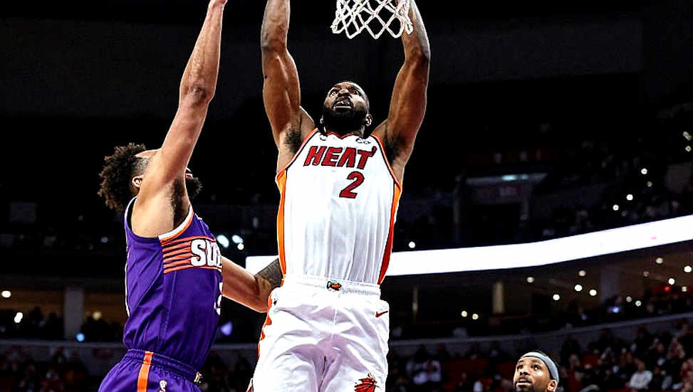 Hai hàng thủ tốt nhất EuroLeague gặp nhau tại OAKA: Khoảng cách sáu điểm và một biến số chưa ai chạm tới