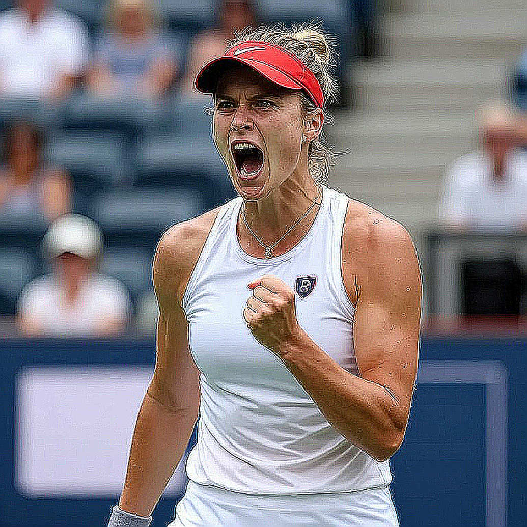 US Open 2026: Coco Gauff và hai con người đứng sau tiếng hò reo ở sân tập số 1 US Open 2026: Coco Gauff và hai con người đứng sau tiếng hò reo ở sân tập số 1