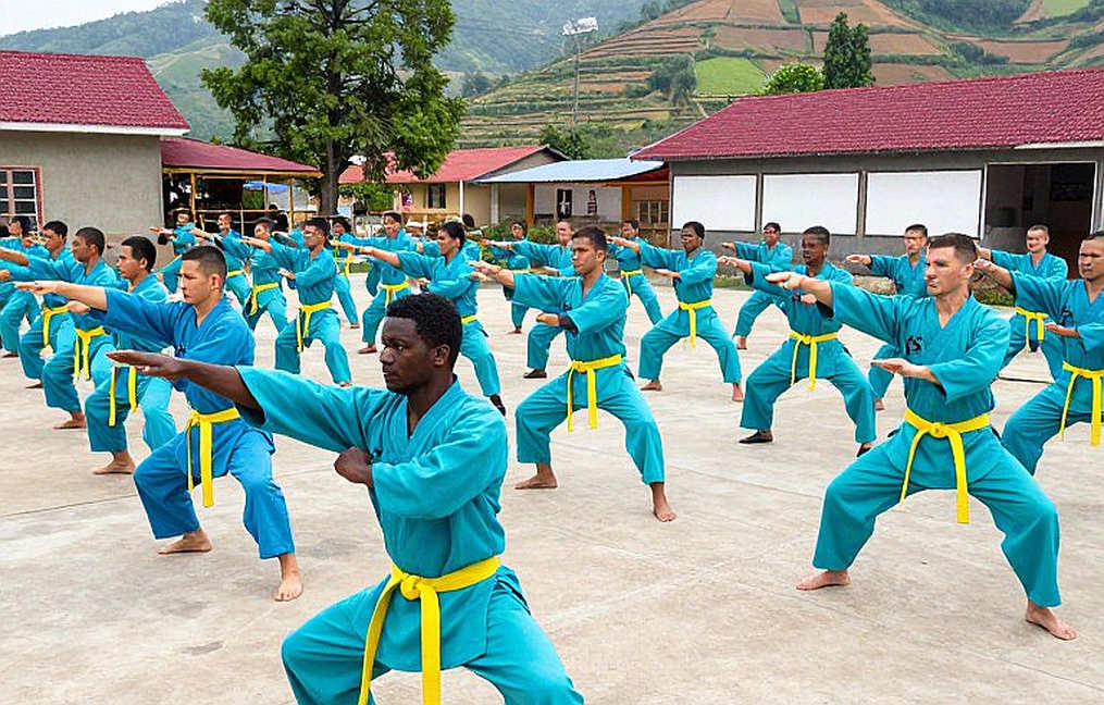 Sal Everett và cú KO 1:57 ở Apex: Bản hợp đồng UFC và bài toán quản trị chưa ai gọi tên