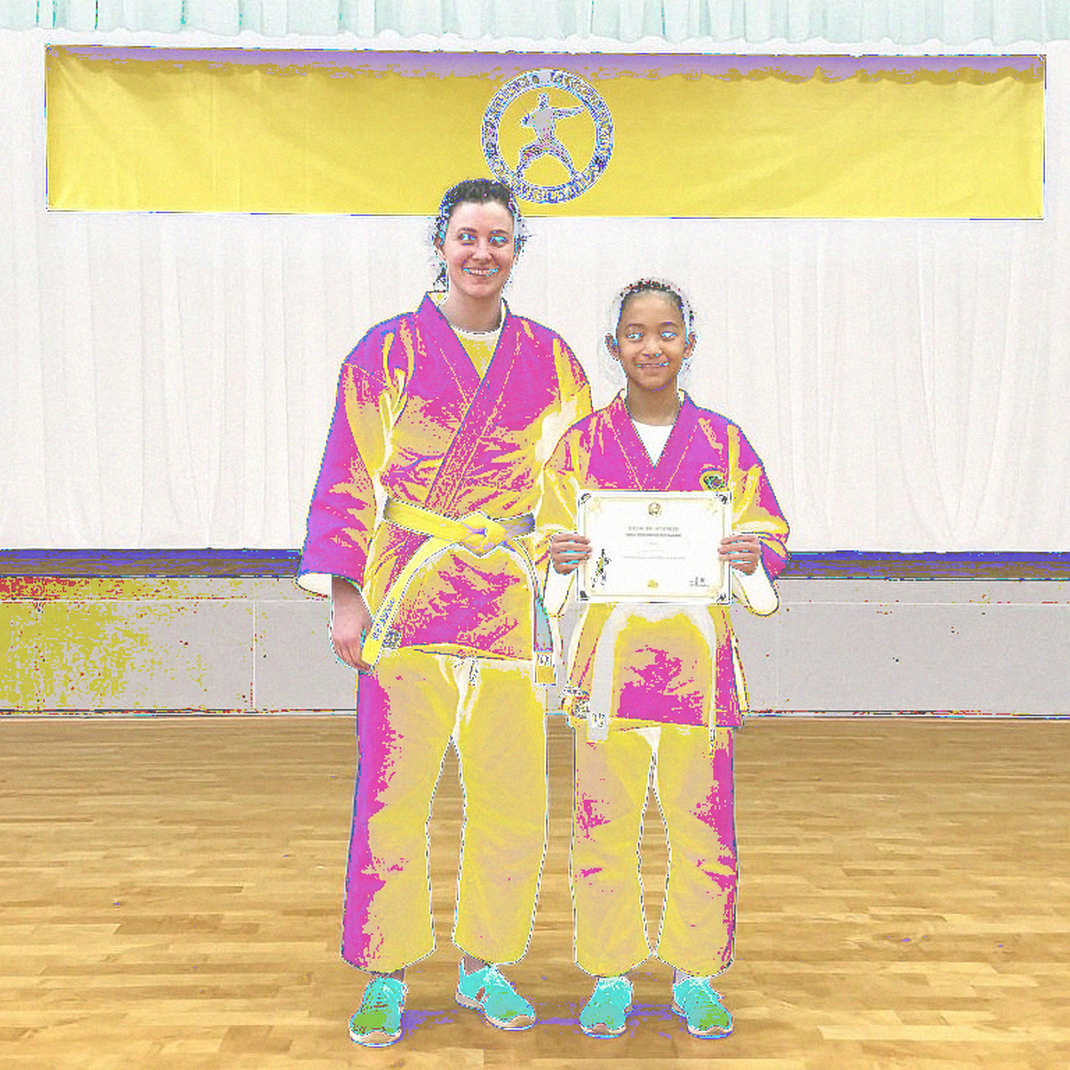 Vàng poomsae hỗn hợp U50: Nguyễn Thiện Phùng và phép thử đổi một nửa đội hình